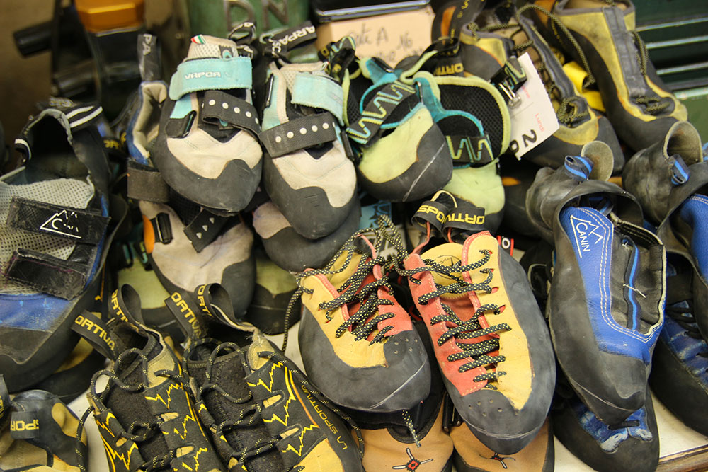Paires de chaussons en vrac